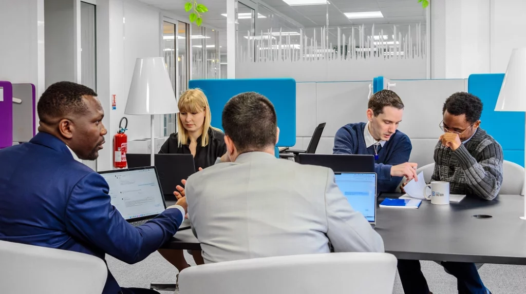 Consultants Flow Factory spécialisés en automatisation intelligente des processus métier